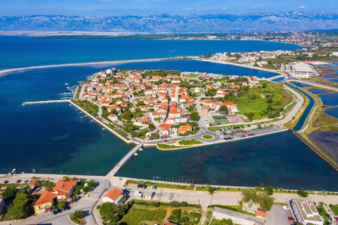 Apartments With A Parking Space Nin, Zadar - 13571 外观 照片