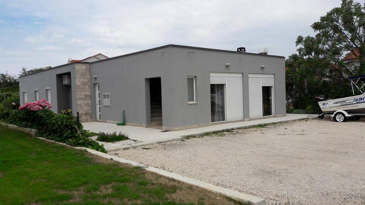 Apartments With A Parking Space Nin, Zadar - 13571 外观 照片