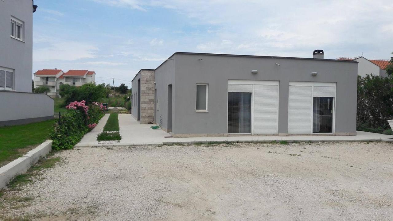 Apartments With A Parking Space Nin, Zadar - 13571 外观 照片