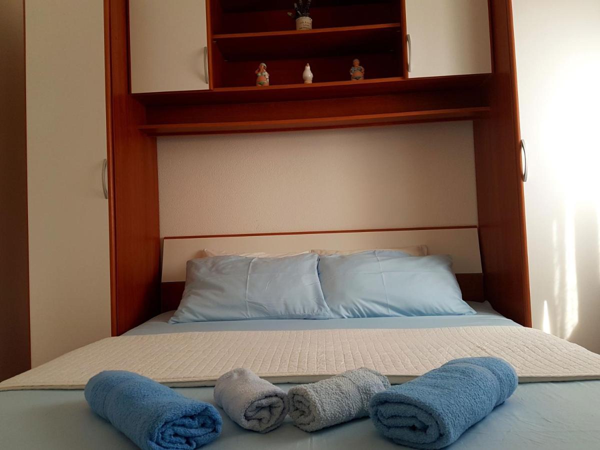 Apartments With A Parking Space Nin, Zadar - 13571 外观 照片