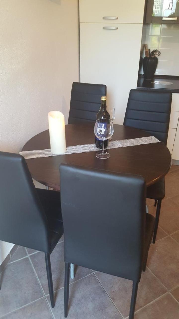 Apartments With A Parking Space Nin, Zadar - 13571 客房 照片